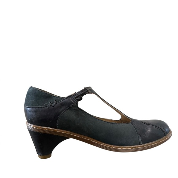 Vintage Dr. Martens Heels size 9 - Picture 13 of 17